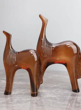 树现代创意棕马家脂艺术件摆样板间电视MTB柜玄关客厅茶几居软装