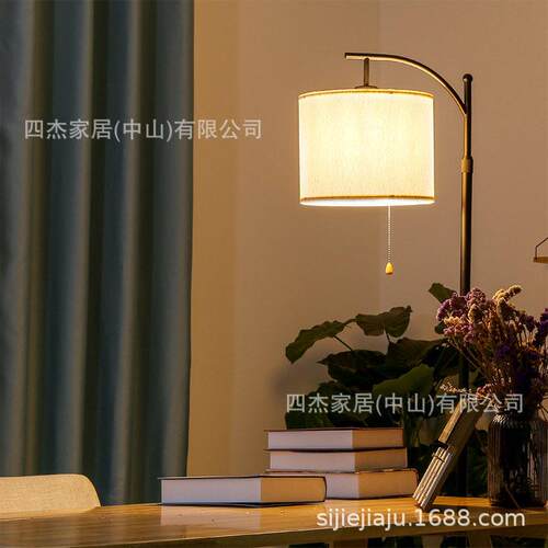 亚马逊创意复古LED立式台灯北欧简约美式田园可伸缩落地灯