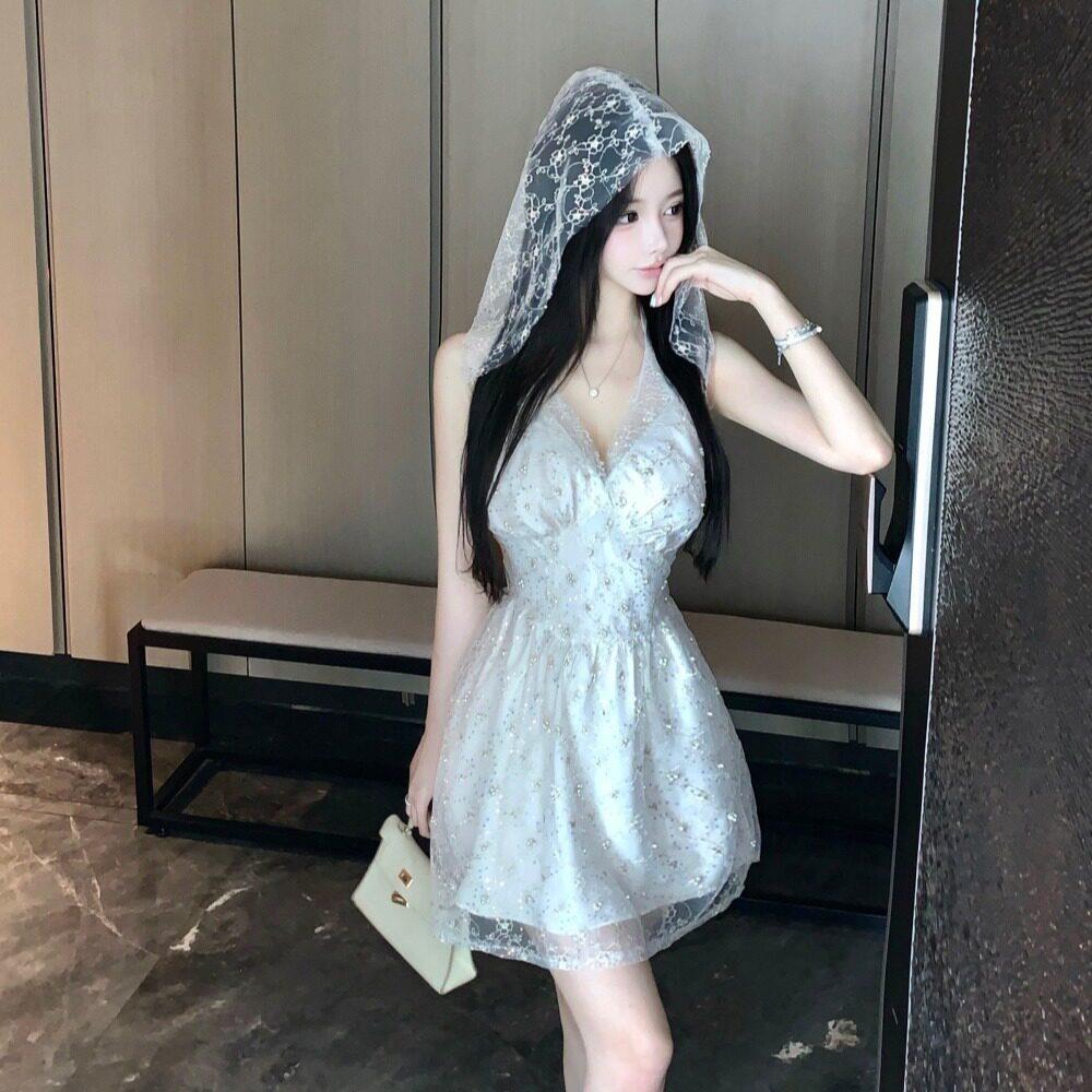 纯欲风性感露背连帽背心连衣裙女装夏季重工闪钻裙子收腰字短裙