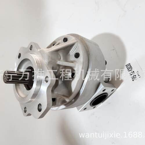 推土机D475 齿轮泵 705-12-43030