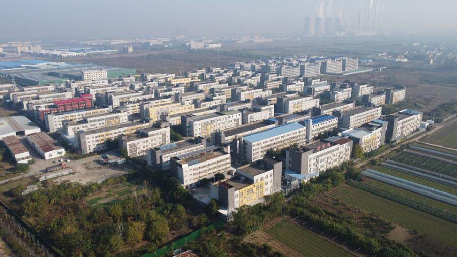 3月15日孝感皮草公司名下房屋建筑物、构筑物、土地使用权、林木、机器设备、低值易耗品网络拍卖公告