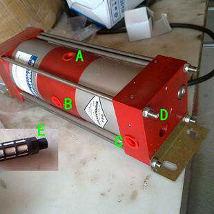 气动压缩空气增压泵工作原理 压力检测设备，气密性设备
