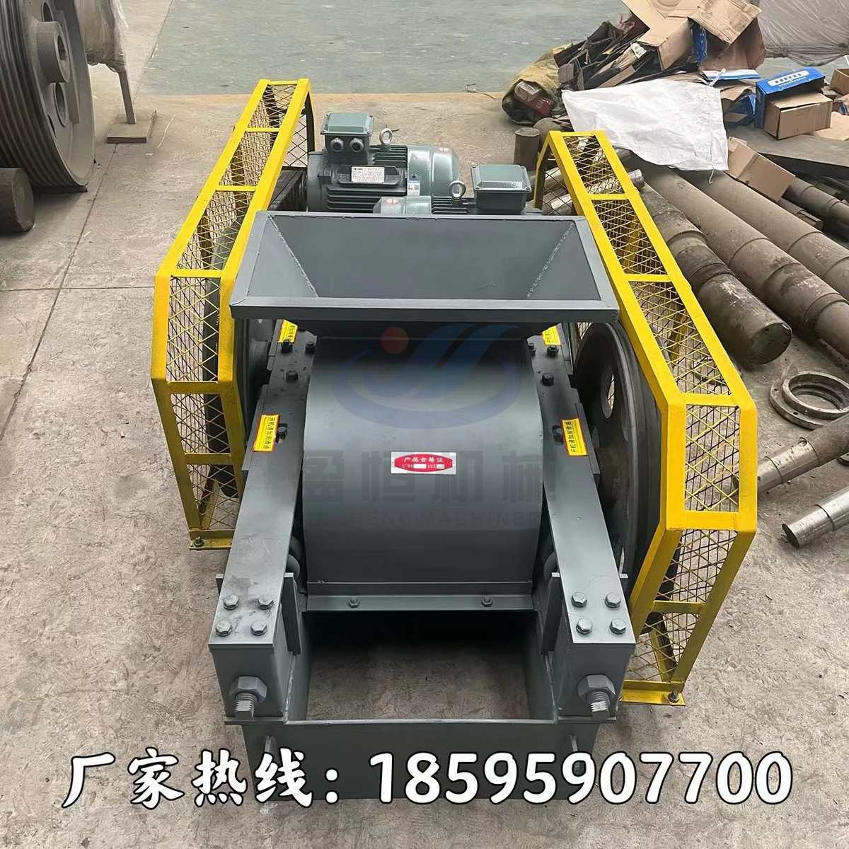 弹簧对辊式破碎机鹅卵石煤矸石双辊式制砂机煤炭玻璃破碎机对滚机