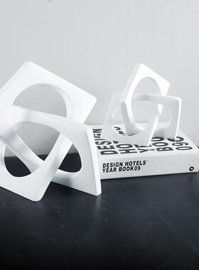 现代简约几何环形缠绕创意摆件客厅样板间售楼处软装饰品摆设