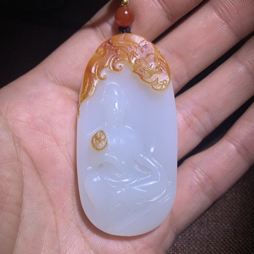 收藏佳品！ 新疆和田玉红皮白肉籽料观音玉牌挂件46.84克 拍卖
