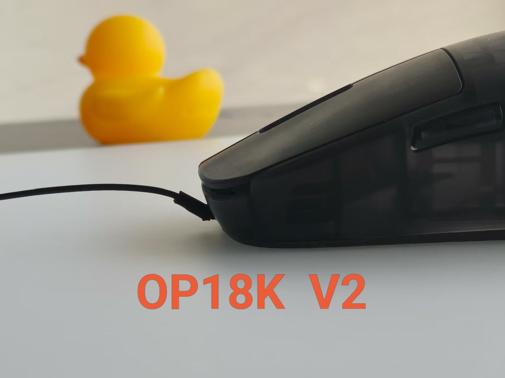 『稳定款』EGG OP1 8K/XM2 8K替换超细线现货秒发，包邮，顺丰13元包括op18k和xm28k两种出线口兼容v2赠送0.5m延长线细线本身0.9m王线2.0迎来了重新设计，更稳定的版本，更低的鼠标垫摩擦，现货直发，速速下单[hot]售后:一年内只换不修，完整详细的安装教学。售后请722283