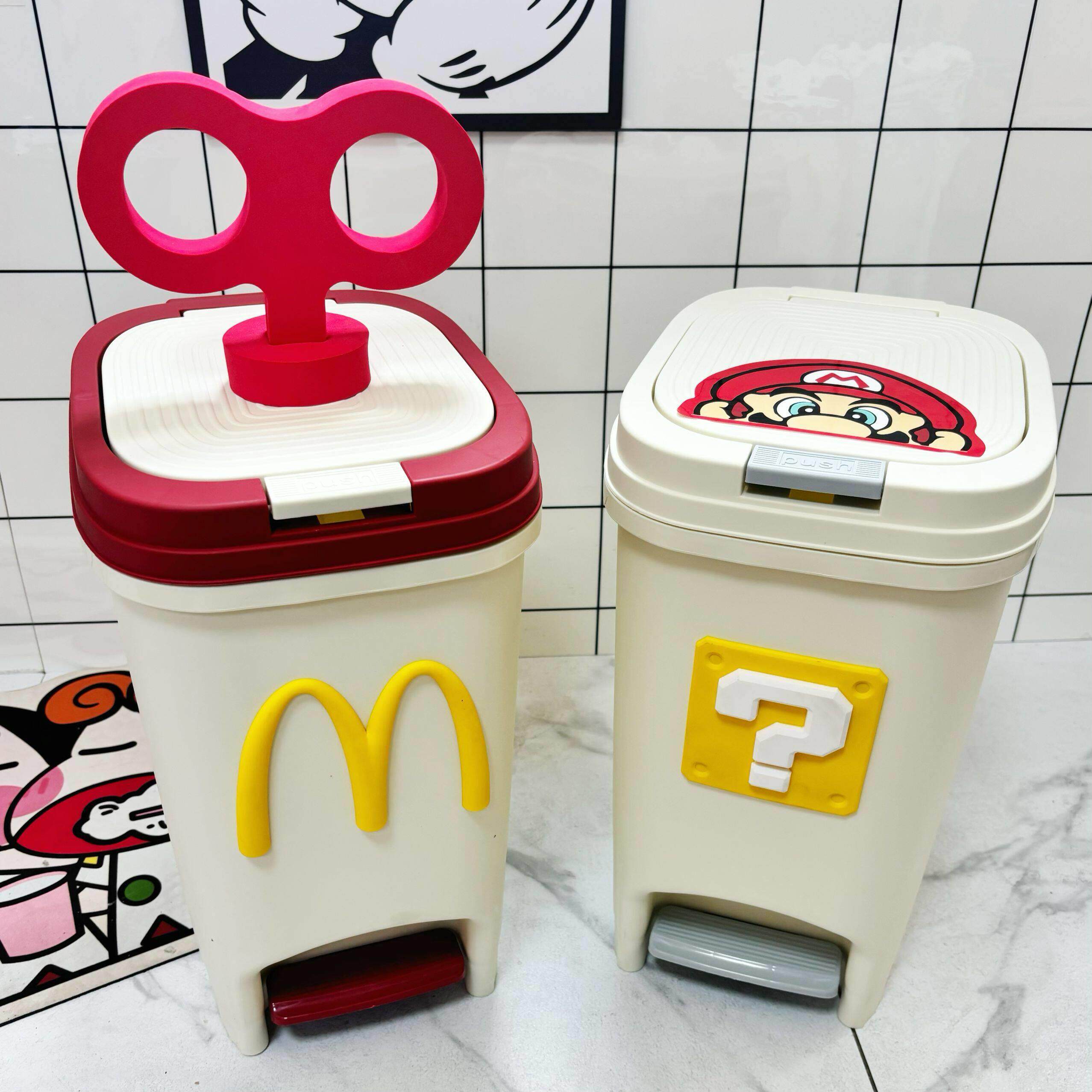 麦当劳可爱垃圾桶家用卧室大容量脚踏式卡通高颜值带盖子厕所化妆