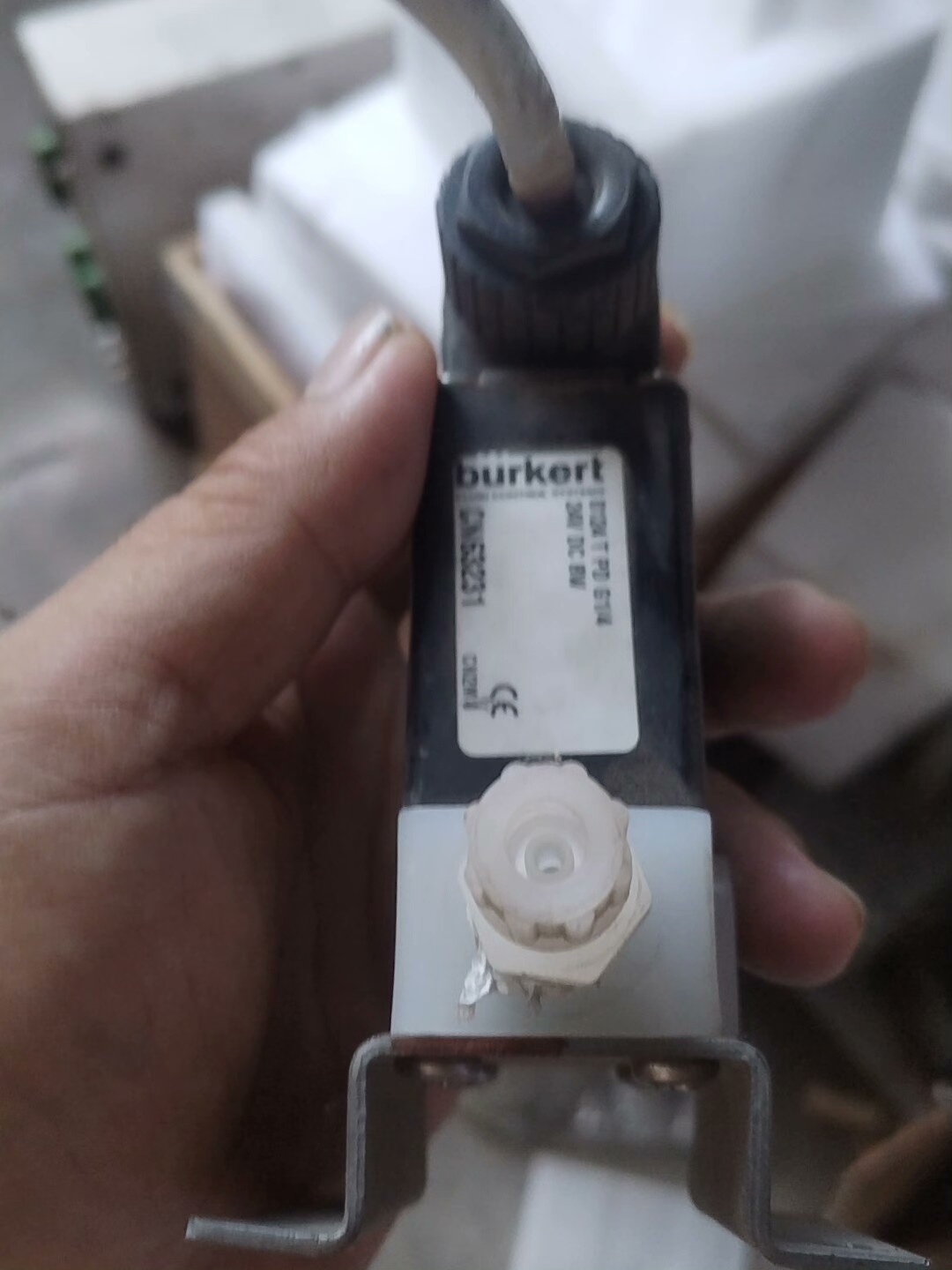 拆机宝德电磁阀一个，200不包邮，有要的直接拍就行