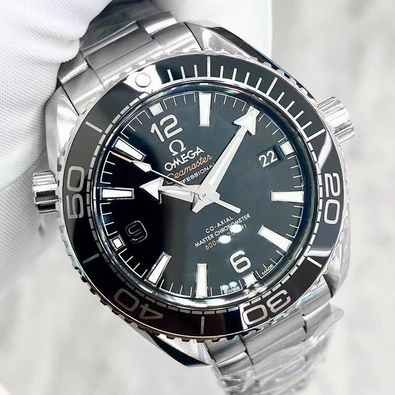 98新39.5mm欧米茄海马系列215.30.40.20.01.001黑盘自动机械男表