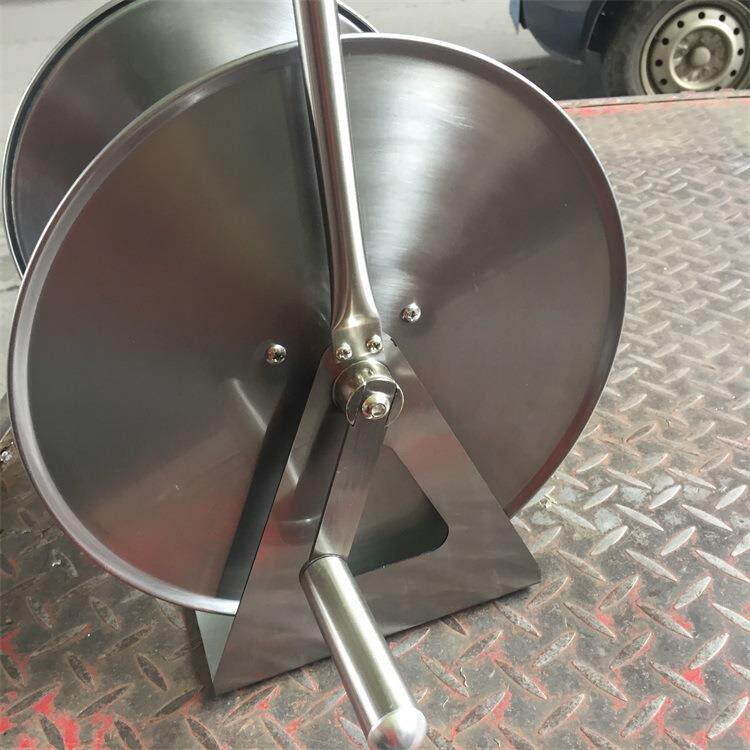 家用可挂墙高压洗车水管架收纳车水管不锈钢车架浇花绕管器