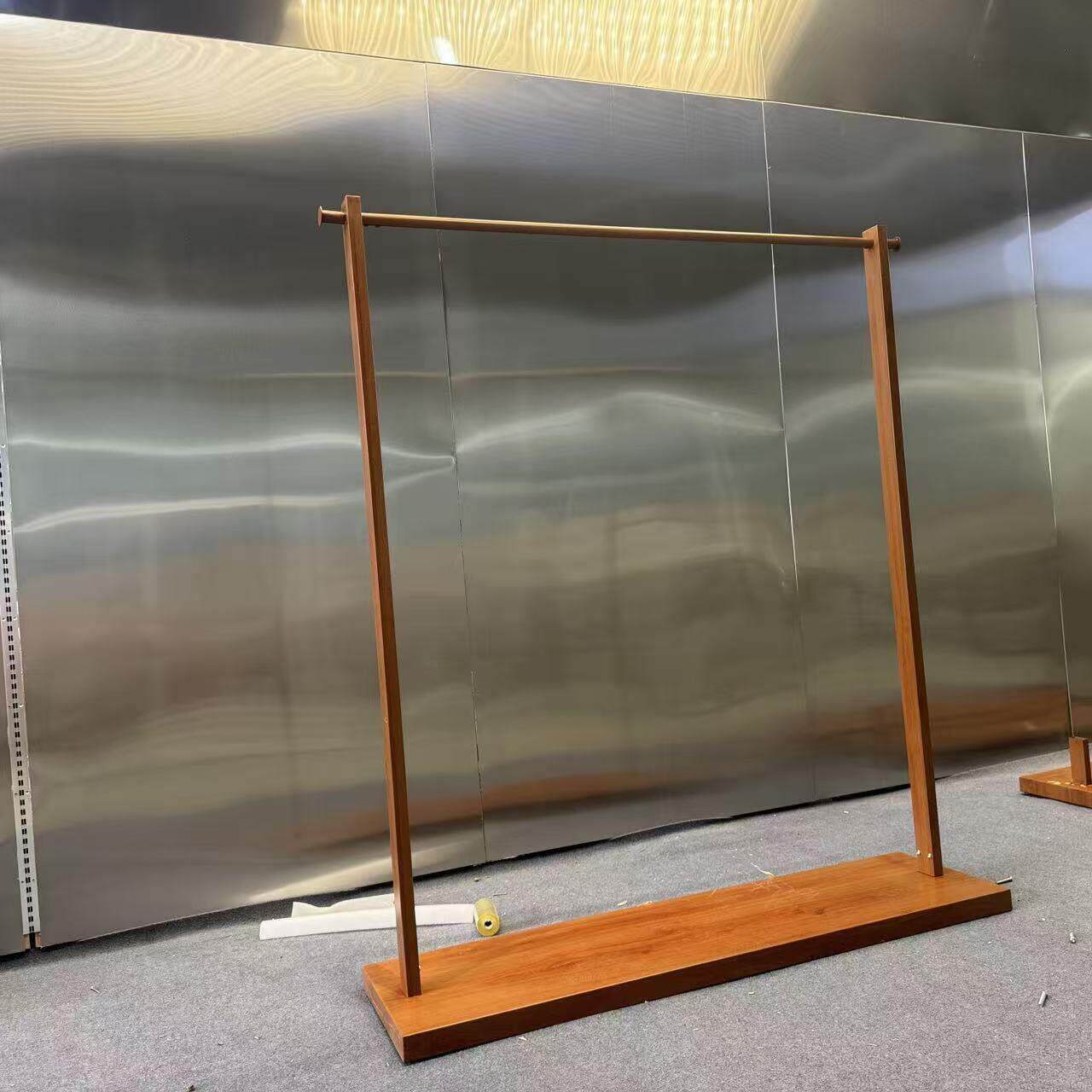 原木色服装展示架落地式不锈钢衣架服装店陈列架简约