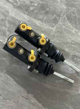 2061769 206-1769适用卡特彼勒414E , 416E , 422E ,428E刹车总泵