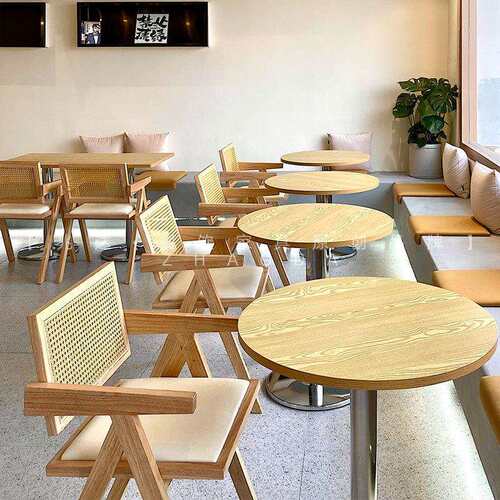 简约商用接待洽谈桌椅咖啡店小圆桌轻奢甜品店不锈钢方桌实木椅子