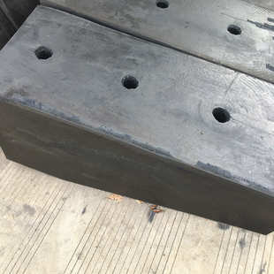 橡桥梁胶块垫块工业缓冲设备减震防撞橡胶 橡胶垫船用