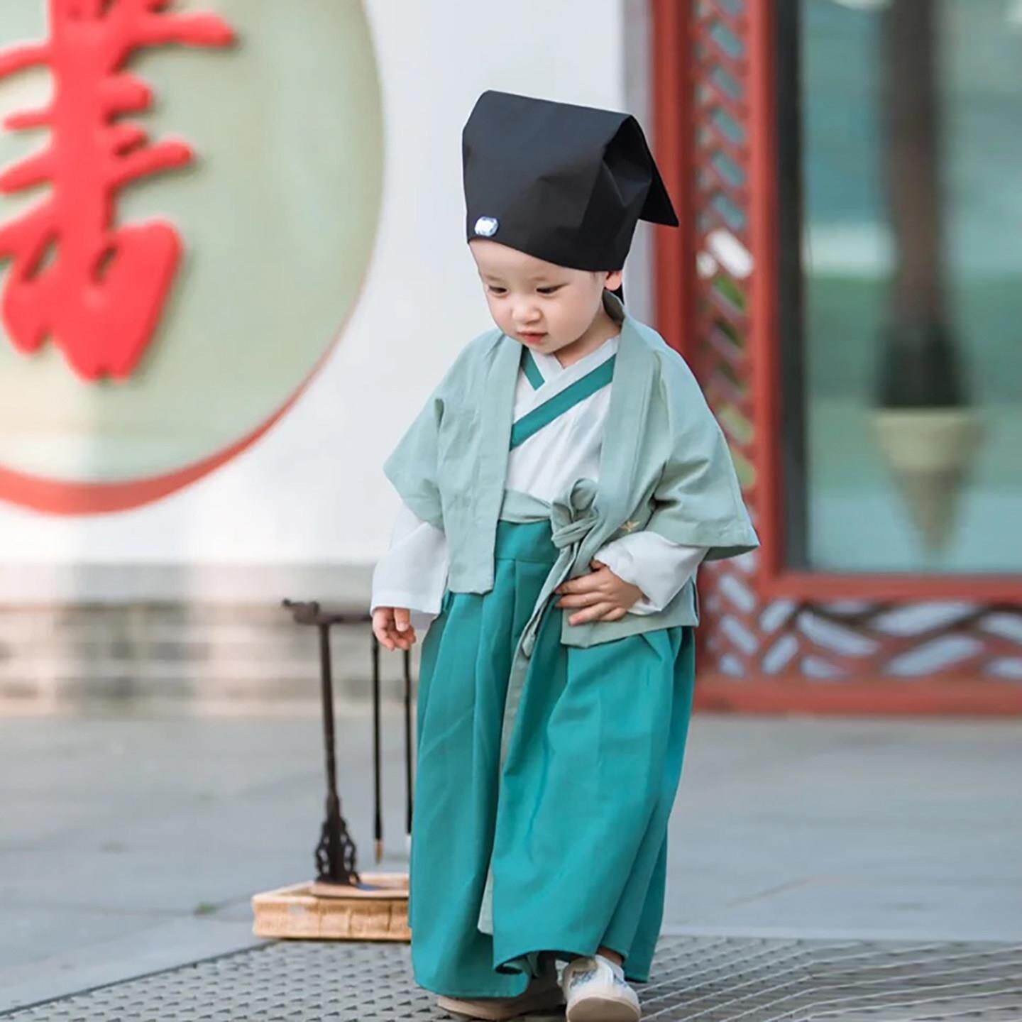 周岁男宝宝礼服元旦儿童服装男童汉服唐装国风套装2025小少爷古装