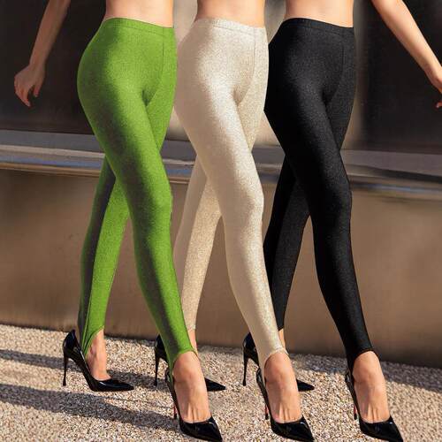 Shiny and shiny ankle pants with elastic waistband,