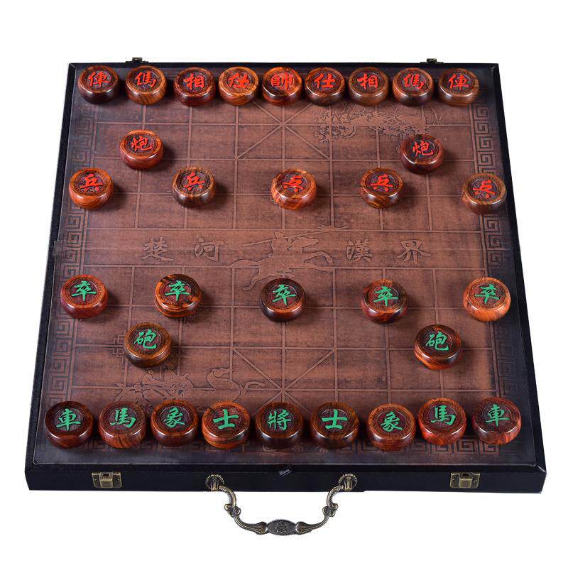 中国象棋皮革便携式折叠手提棋盘棋盒大号实木木质礼品厂家可
