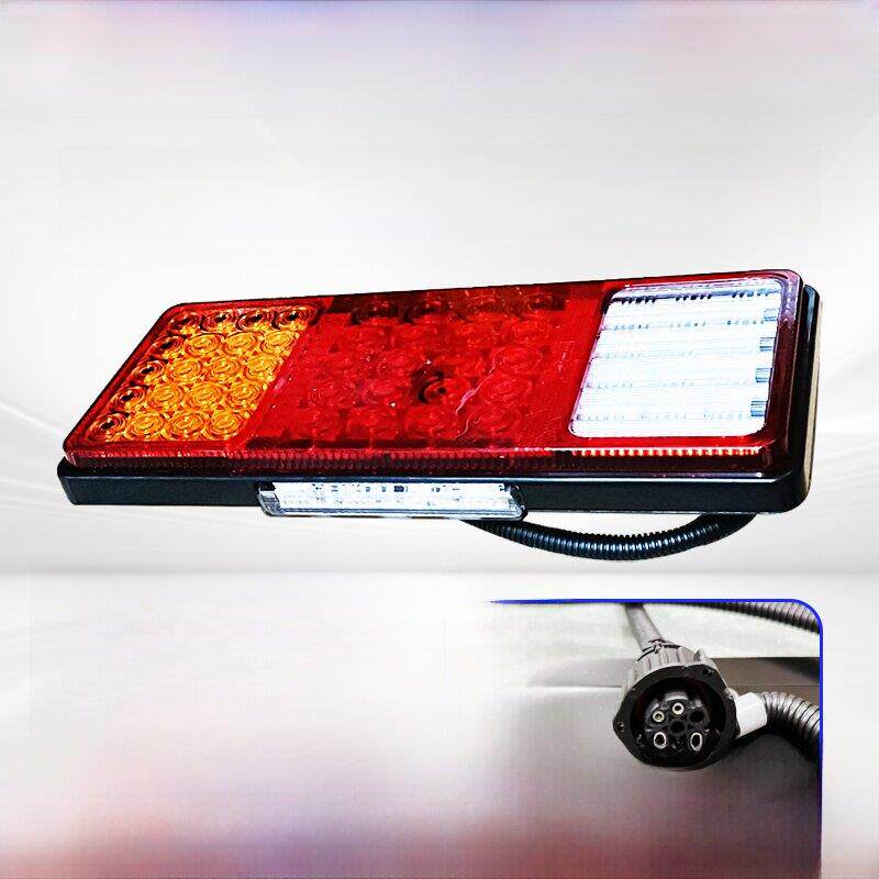 三一C8后尾灯魔塔新能源搅拌车前灯矿渣车Led灯尾灯高亮度防水原