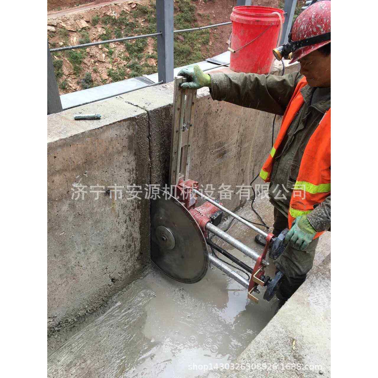 菏泽混凝土墙壁切割机 大功率电动切墙机 门窗洞墙体切割机图片