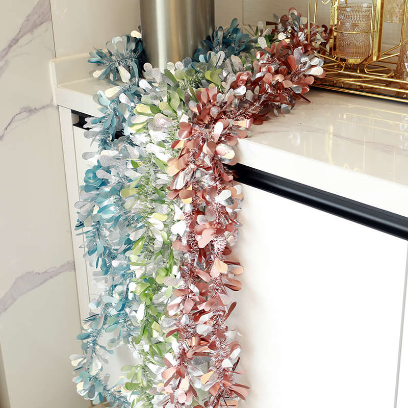 新年彩带拉花彩条毛条六一儿童节元旦教室装饰婚礼庆布置场景