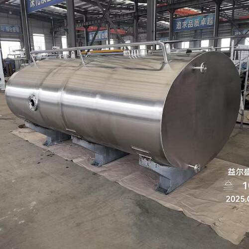 厂家供应车载储水罐不锈钢化工罐储详询型消防储水罐卧式大水储罐
