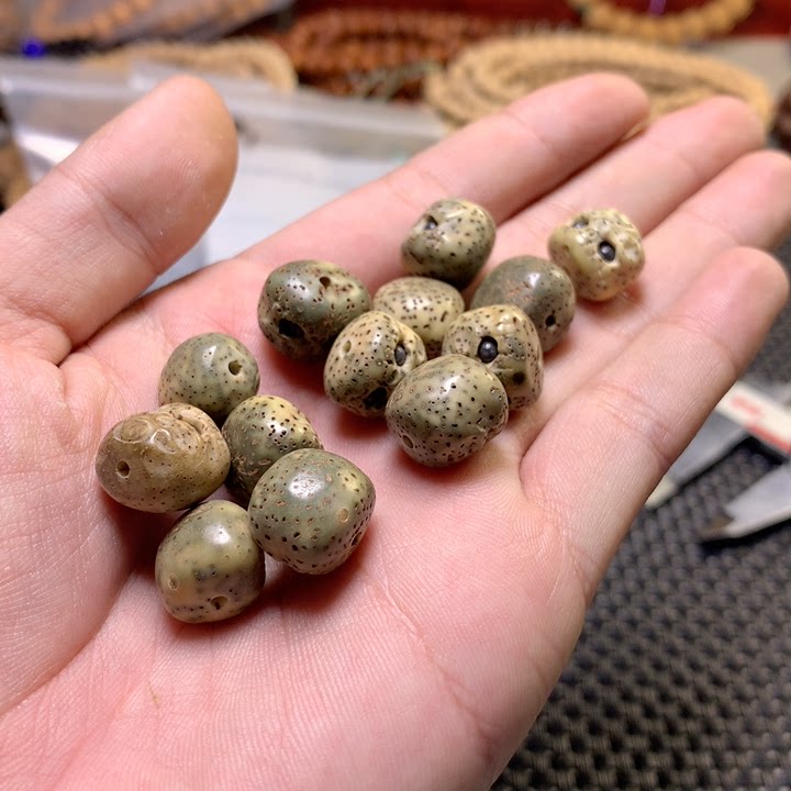 4号 星月雕刻阿呆 13mm