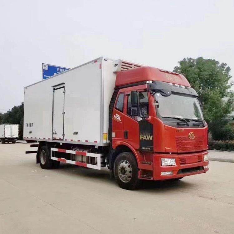 出口江铃冷藏车小型冷藏车前四后八冷藏车卢旺达
