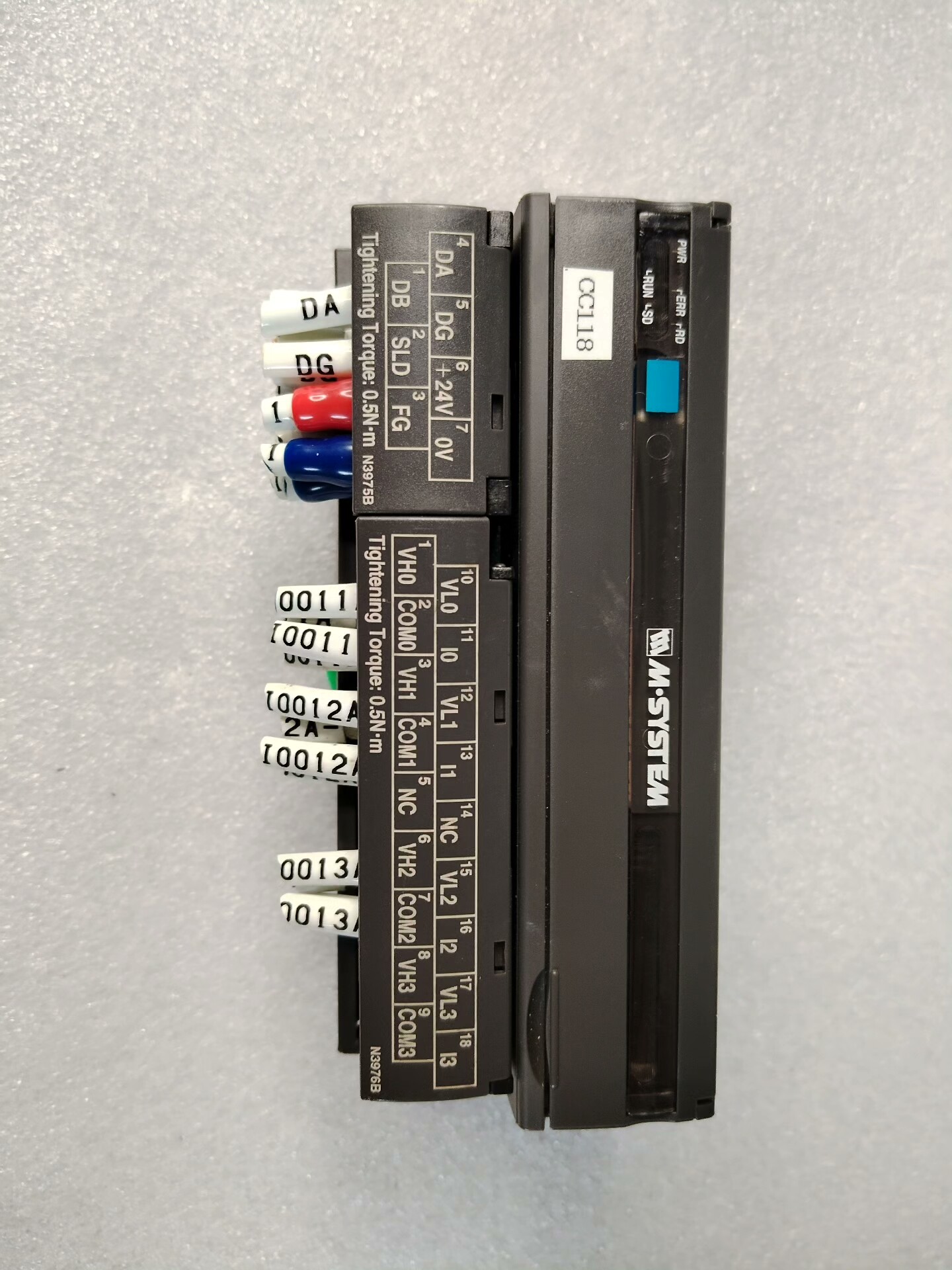 日本爱模M-SYSTEM R7C-SV4-R 控制器 24V