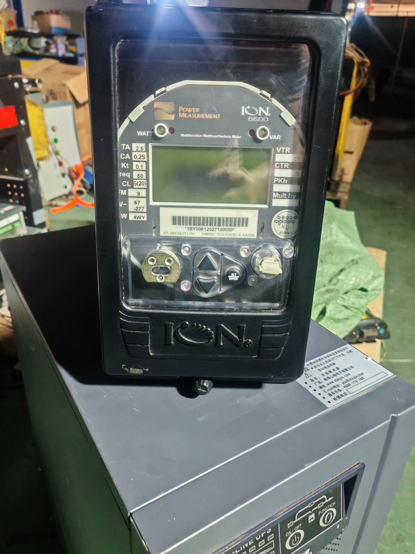 施耐德ION8600仪表，正常拆机一台，实物拍摄，需要联系私