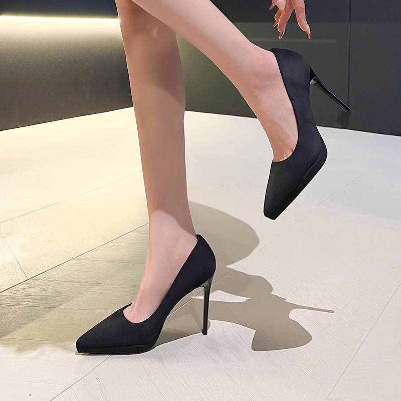 2026新款黑色绒面红底高跟鞋女细跟防水台尖头单鞋女不累脚小众定