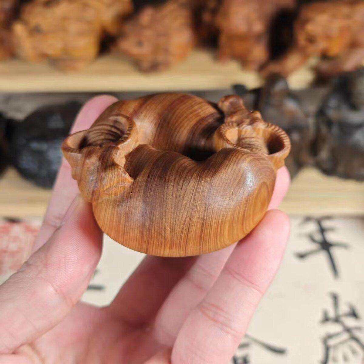 崖柏木高油陈化料精雕牛转乾坤摆件随身盘玩文玩把件家居装饰