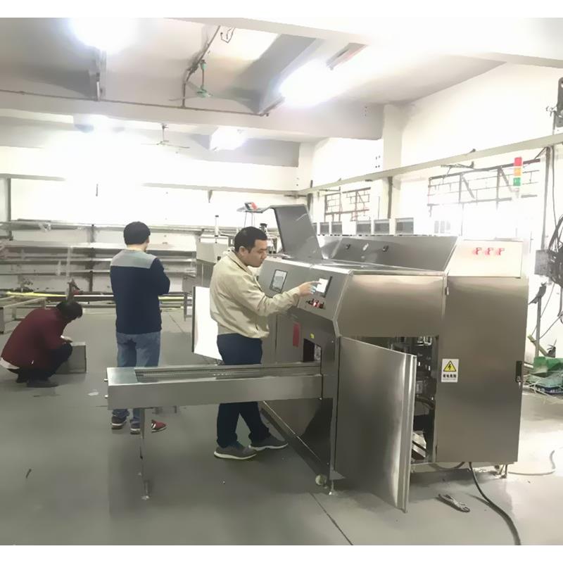 专业生产五金电子汽车配件除油除锈超声波清洗机