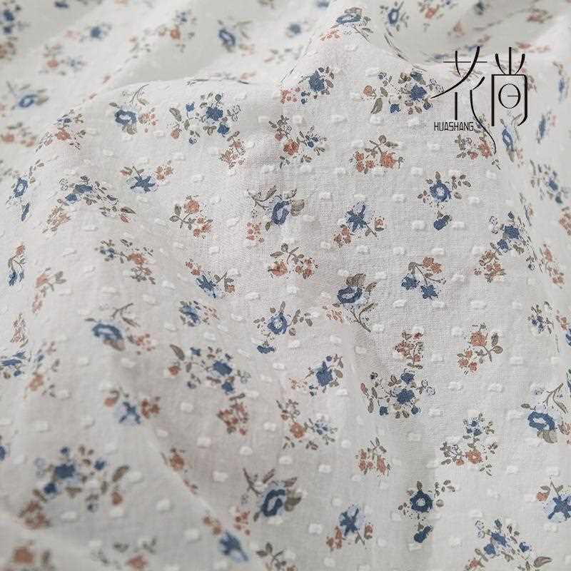 新款直销纯棉剪花提花面料 法式印花纱布 素色棉布日韩碎花连衣裙