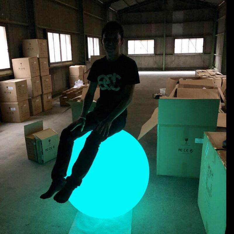 圣诞装饰led发光圆球户外装饰ip68防水球灯太阳能泳池夜光球