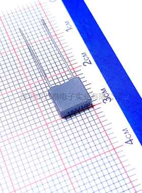 膜电容CL7110V102/82/ZQC1520/1222/272/332/3薄92J方块校正谐振