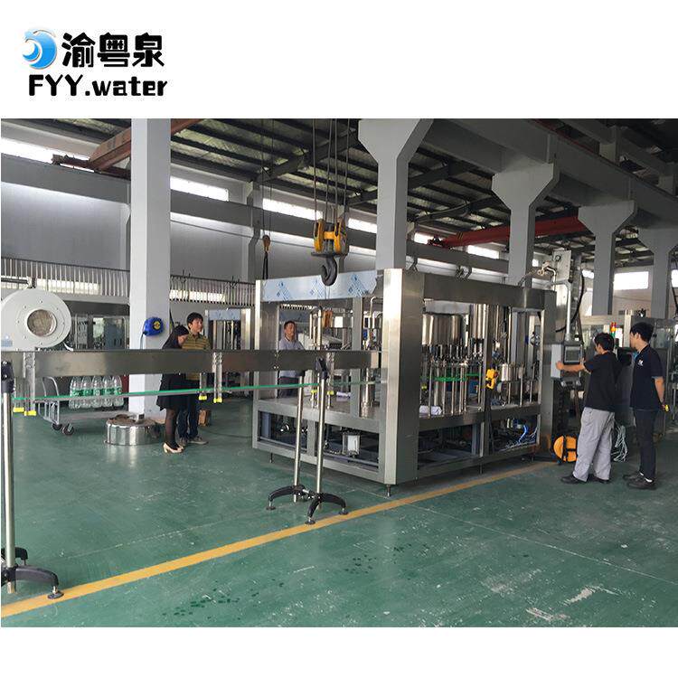 矿泉水灌装机三合一纯净水洗灌封一体机瓶装水生产线饮料灌装设备