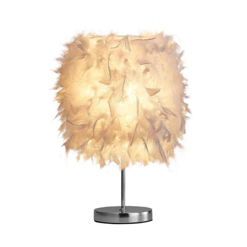 羽毛台灯卧室床头灯ins少女 温馨创意浪漫时尚简约现代结婚装饰灯