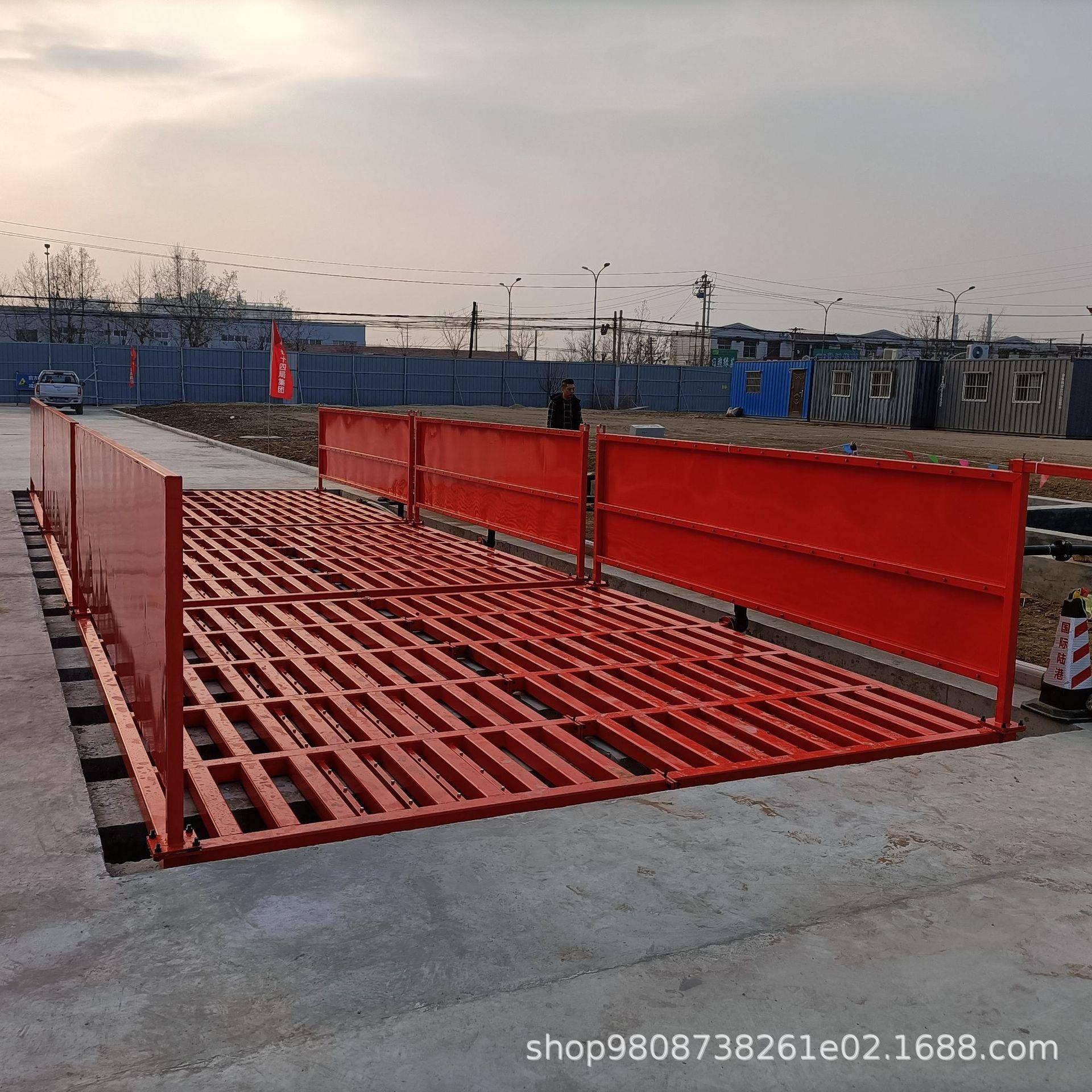 建筑工程工地自动喷洗机滚轴免淋基返础往式基417轮础洗车槽洗轮