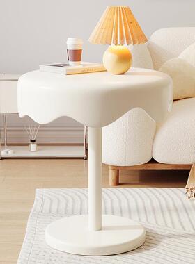 This text describes a piece of furniture in Chinese. Here's