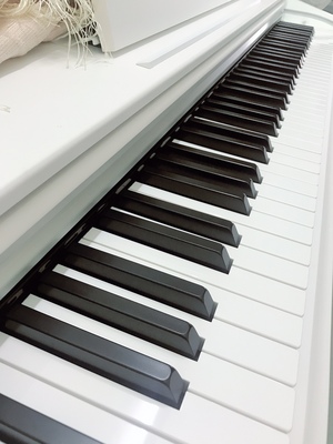 雅马哈电钢琴YDP144B怎么样?用后14天不吹不坑说缺点?