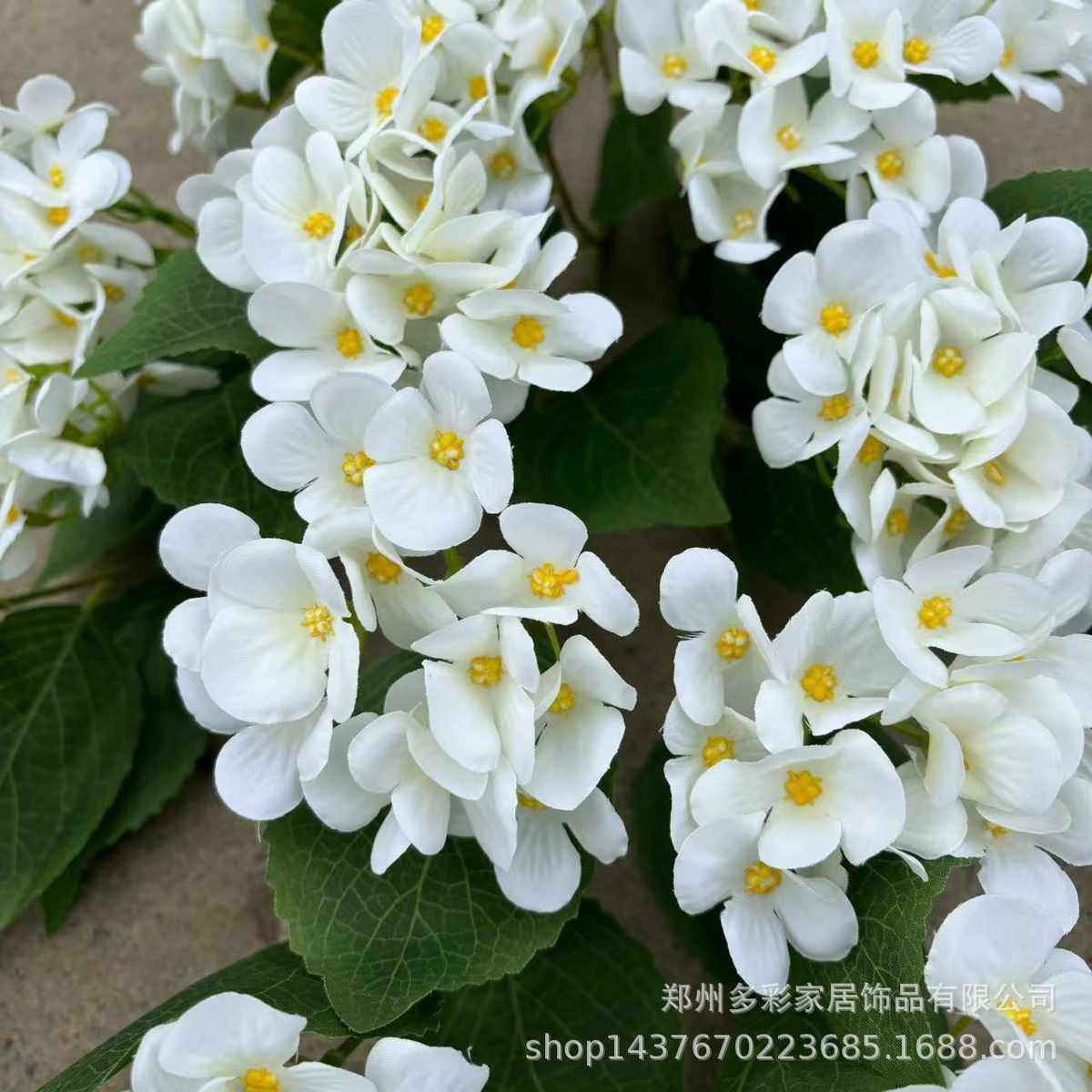 网红茉莉桂花奶茶咖啡门头仿真茉莉花瀑布花墙布置拍照打卡背景