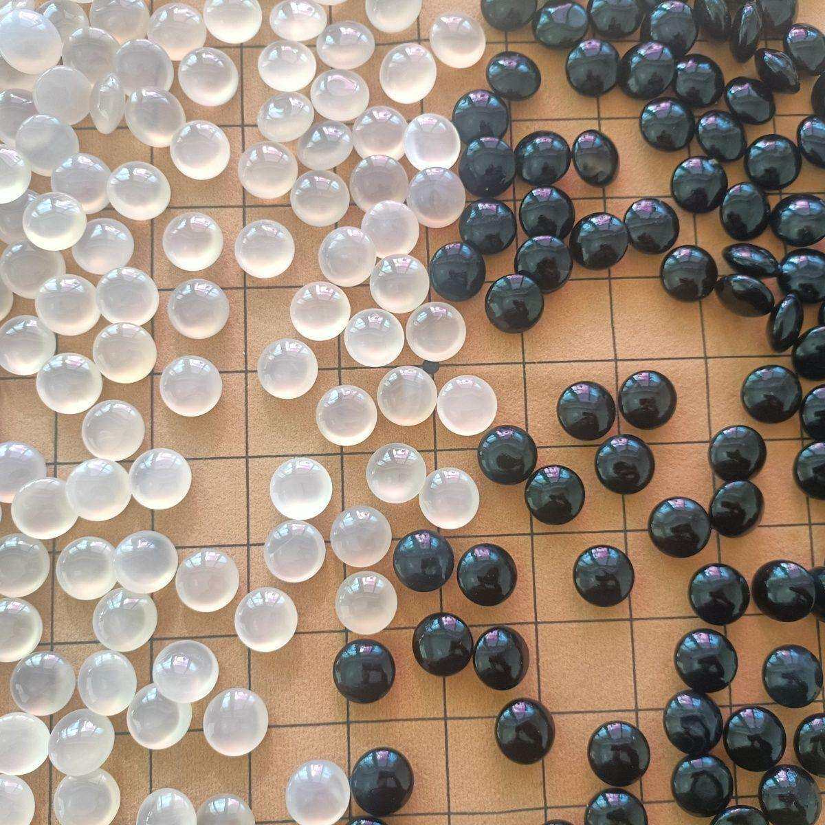 天然玛瑙围棋黑白子小号棋子直径16㎜,玛瑙有天然纹理