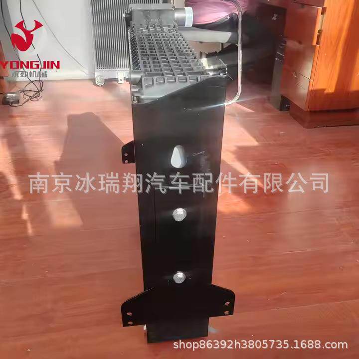 杰西博高品质水箱散热器JCB 332/C8731