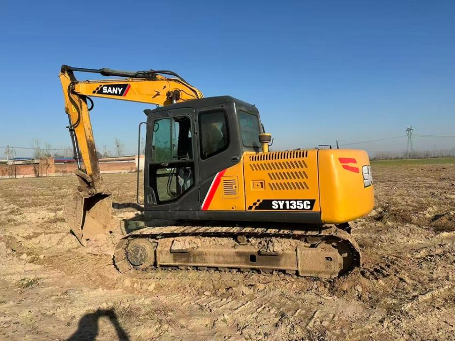 12月26日邢台三一135挖掘机网络拍卖公告