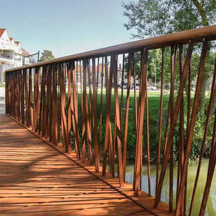 仿木景区围栏水泥仿木护栏园林小河栏杆仿木池塘户外围栏护栏