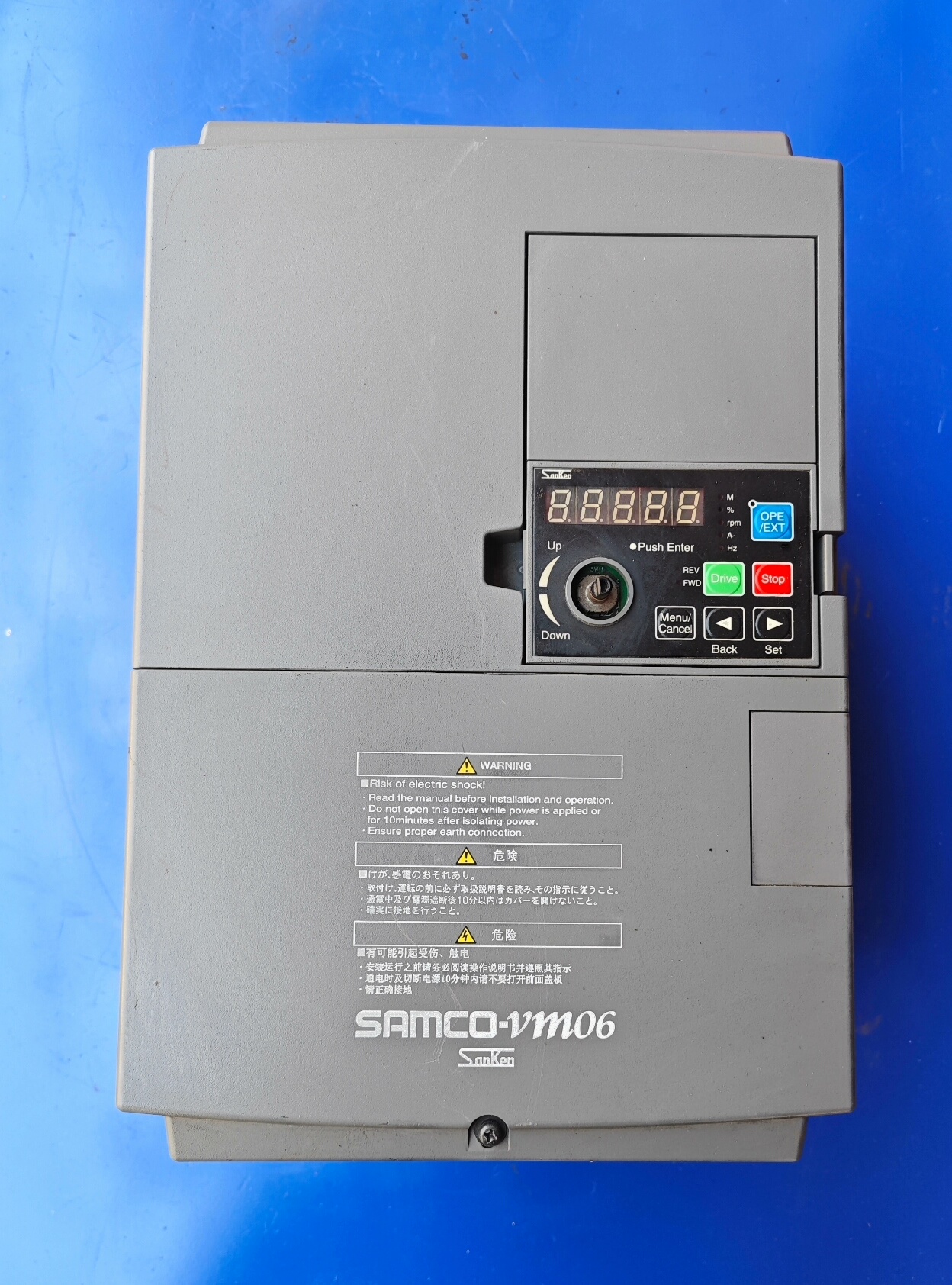 三肯变频器11/15KW VM06-0150-N4