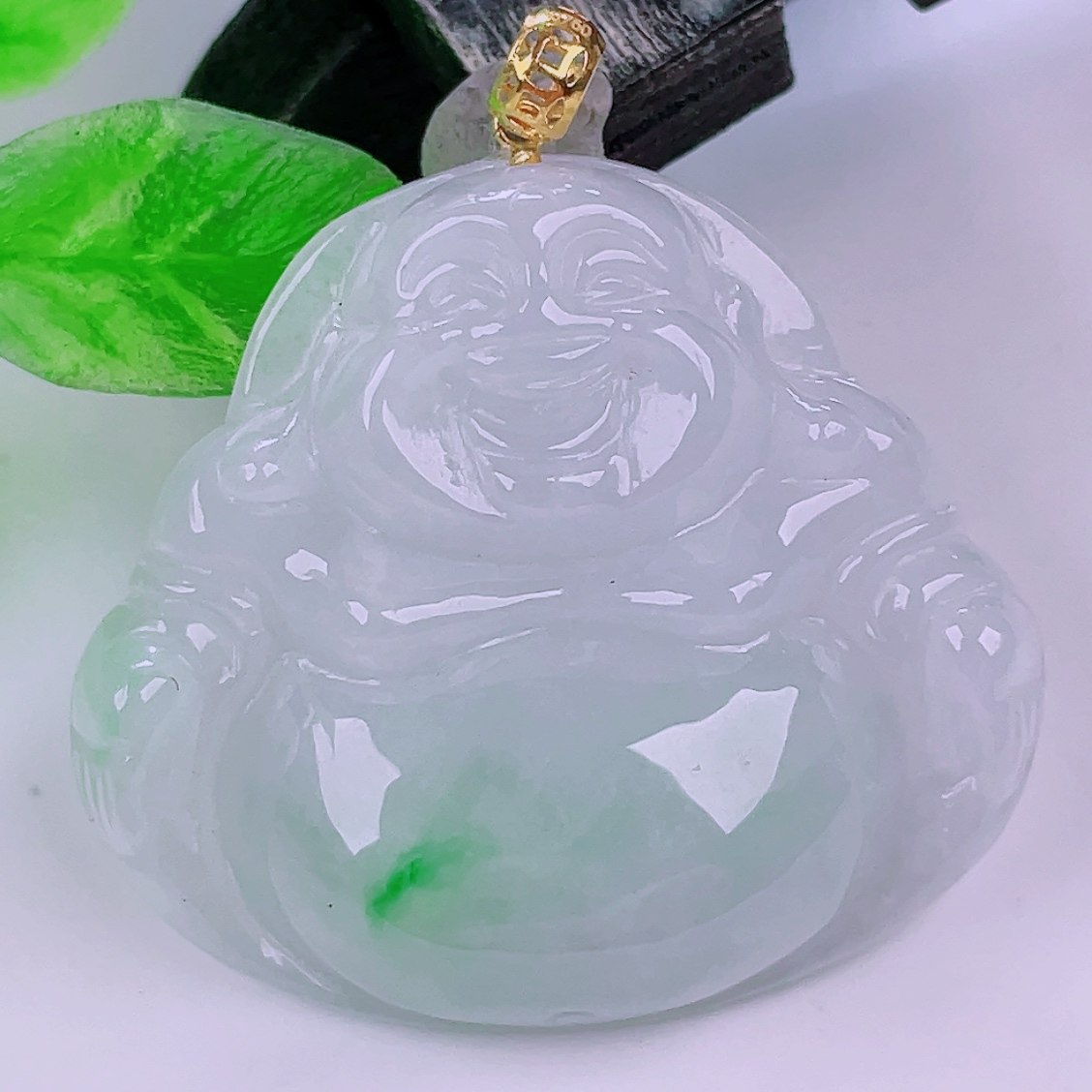 缅甸天然真品翡翠正品18k金扣头冰飘绿花高端闪拍佛公玉吊坠6.61g