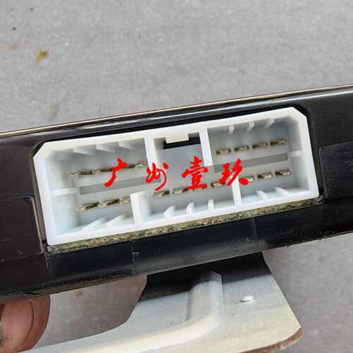 81228TL0G01 81228-TL0-G01 座椅控制单元 MSC单元