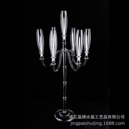 厂家零售婚庆活动装饰用品 水晶罗马柱7头橄榄球杯罩大烛台