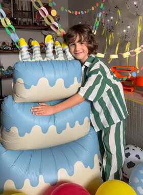 蓝色三层奶油大蛋糕站立款男孩生日礼物节日派对装饰用品拍照道具